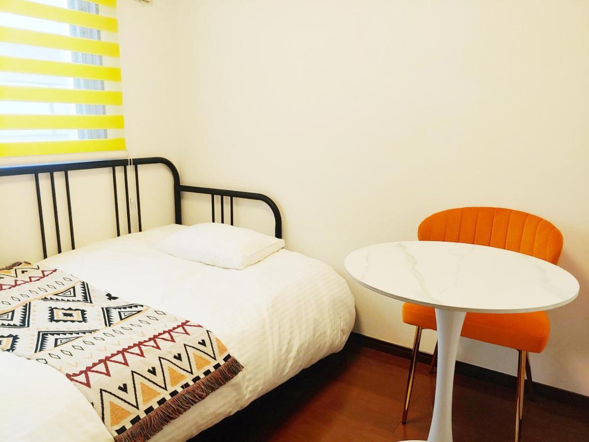 Apartamento メゾンドオーク 新大久保 Tokio Exterior foto